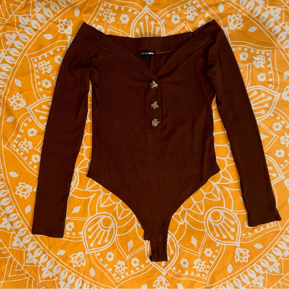 quarter button up bodysuit